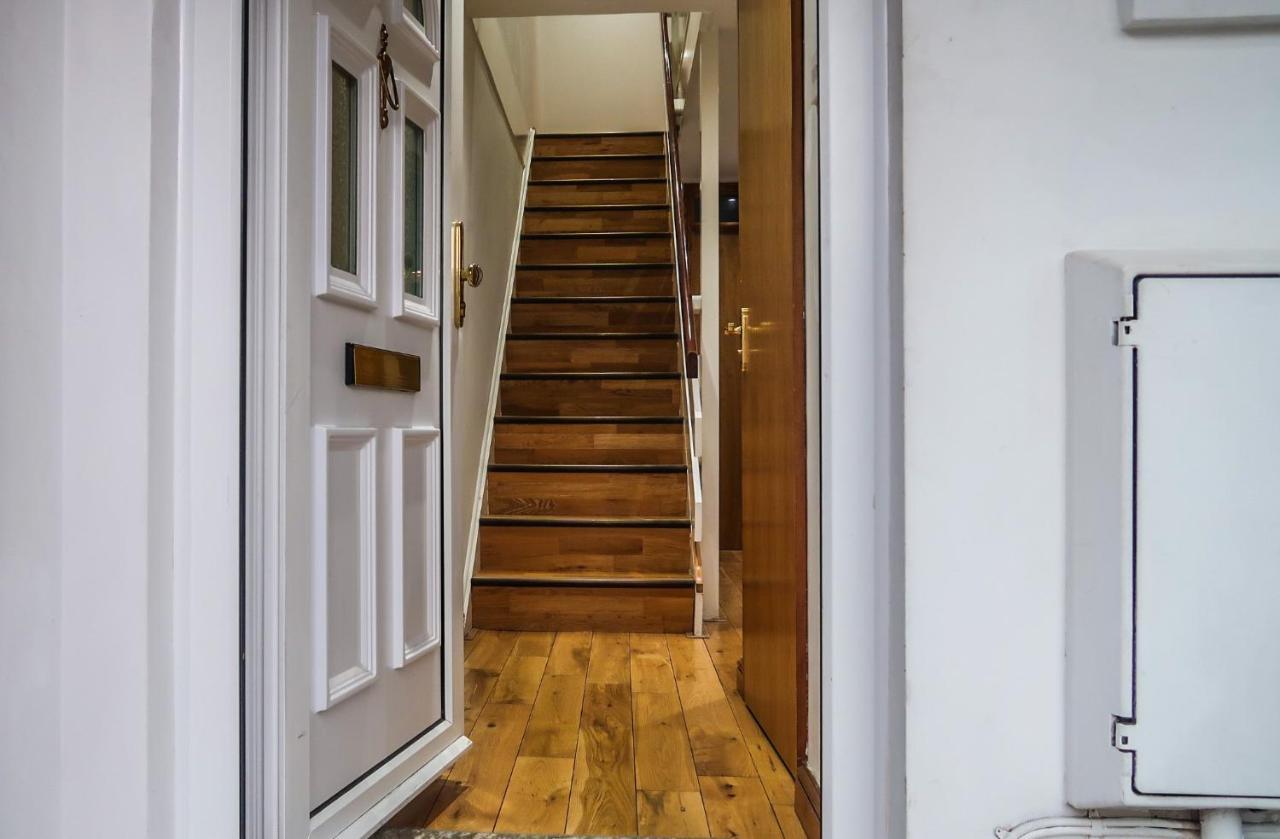 Cozy Double Room - Only Room Лондон Экстерьер фото