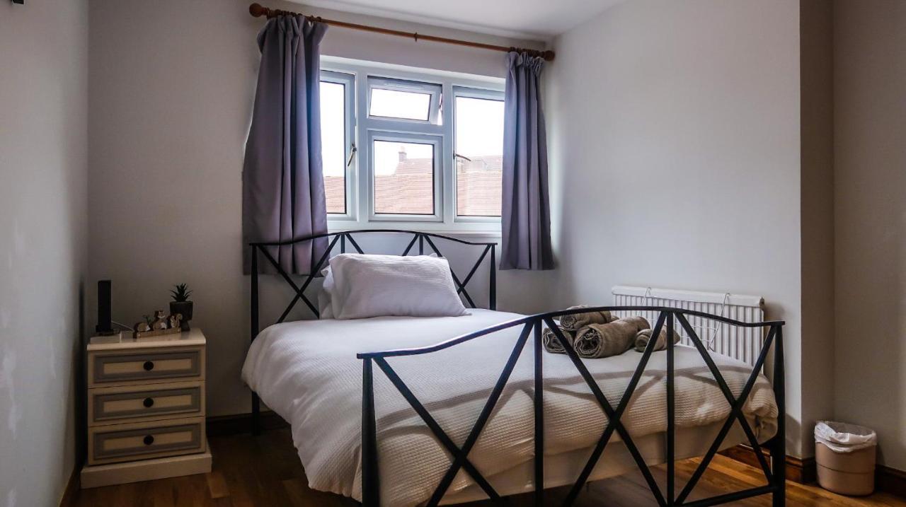 Cozy Double Room - Only Room Лондон Экстерьер фото